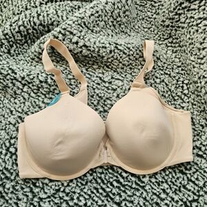 Vanity Fair Beauty Back Full Figure Front Close 36C Bra